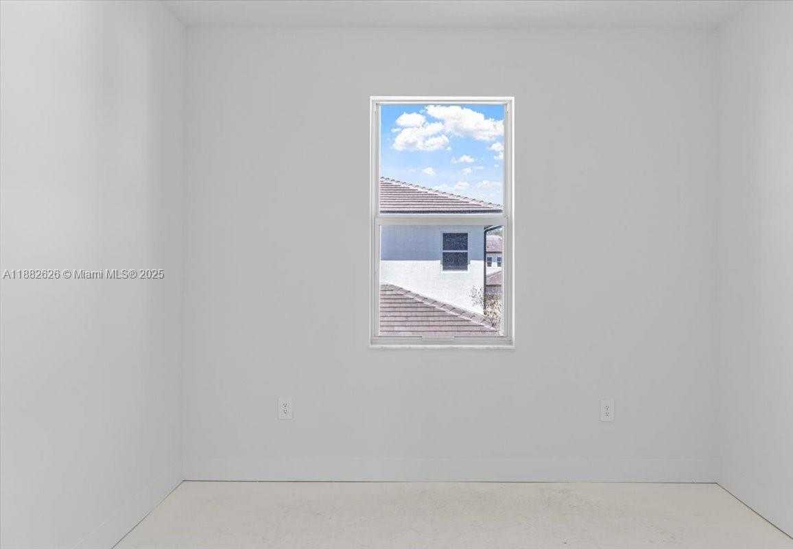 Small Image of 12237 SOUTH WEST 43RD CT, Davie Number 40
