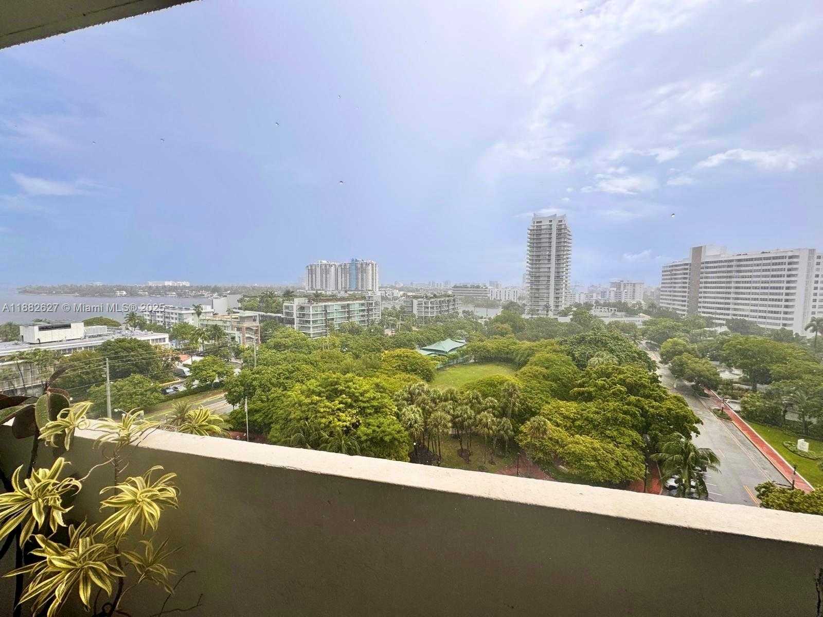 Small Image of 5 NORTH EAST ISLAND AVE #10J, Miami Beach Number 11