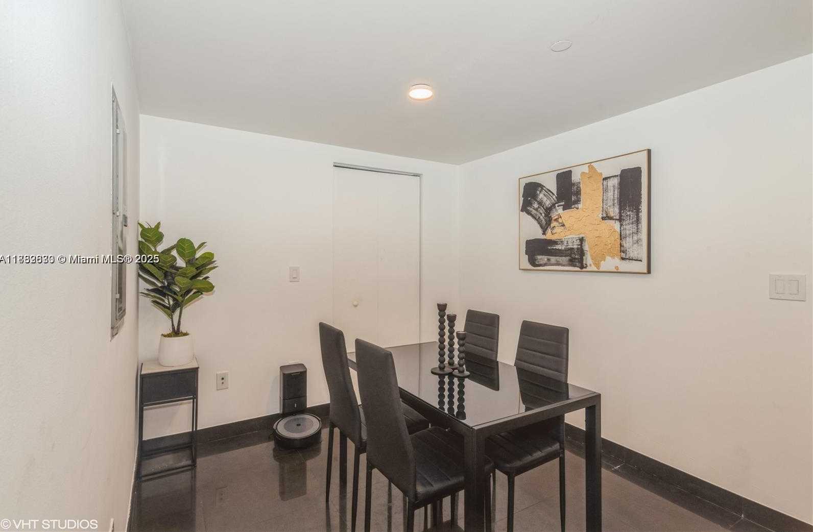 Small Image of 350 SOUTH MIAMI AVE #2106, Miami Number 3