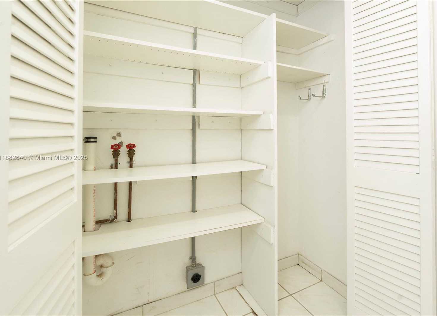 Small Image of 5825 COLLINS AVE #7D, Miami Beach Number 19