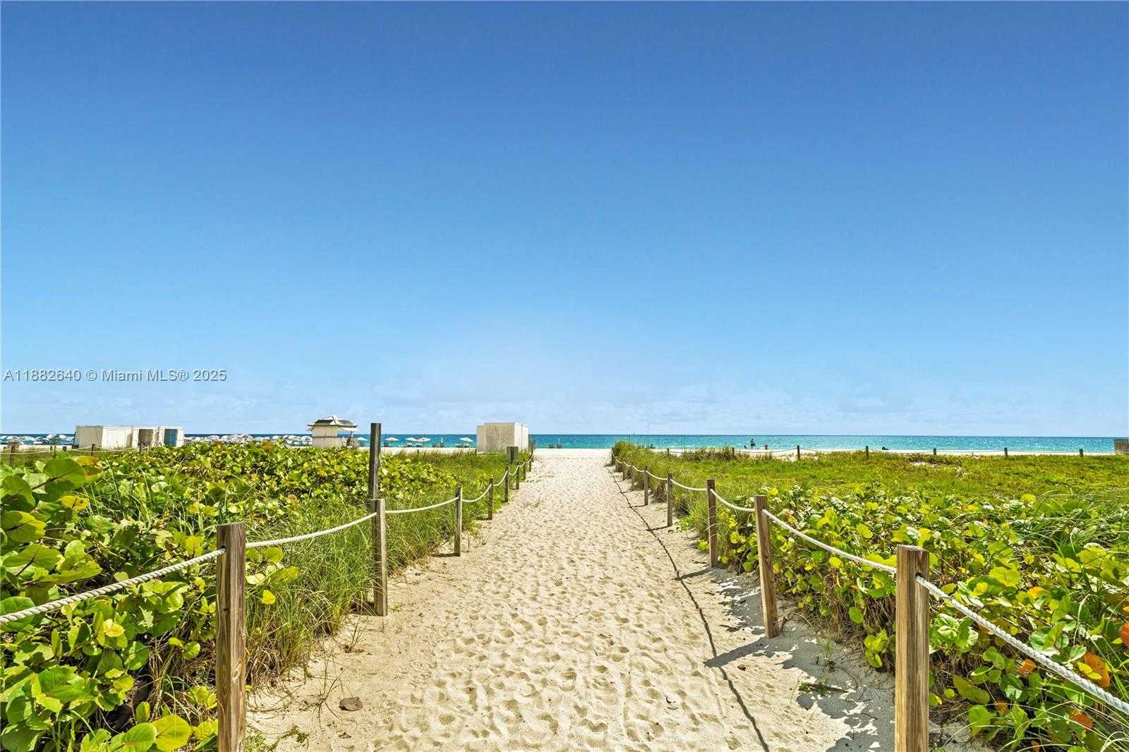 Small Image of 5825 COLLINS AVE #7D, Miami Beach Number 4
