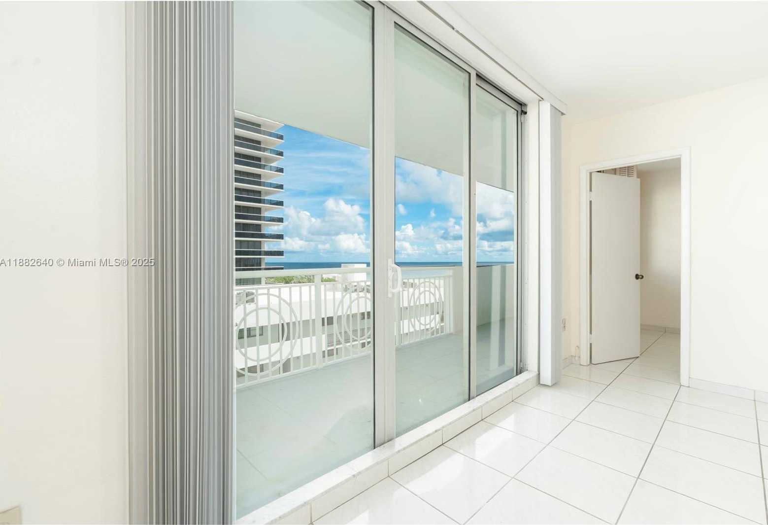 Small Image of 5825 COLLINS AVE #7D, Miami Beach Number 5