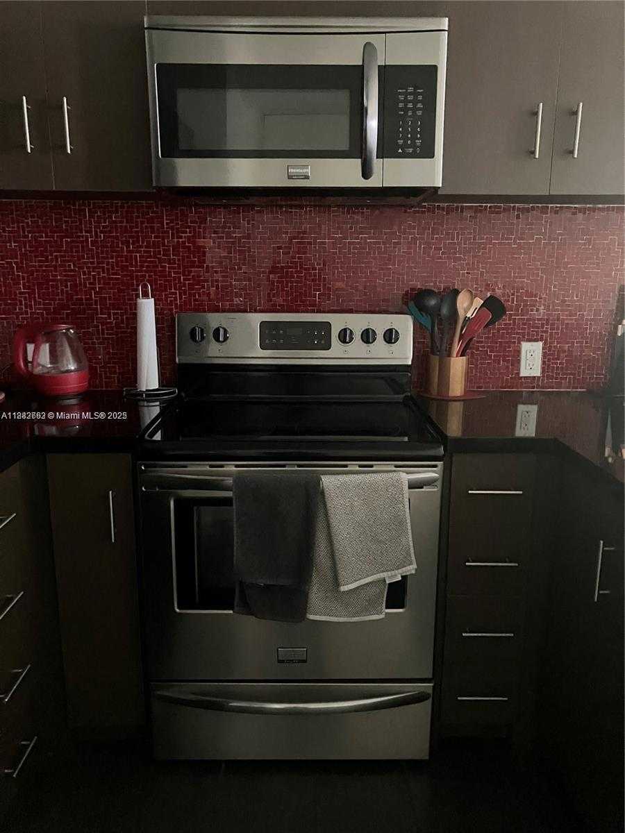 Small Image of 1515 EUCLID AVE #109, Miami Beach Number 5