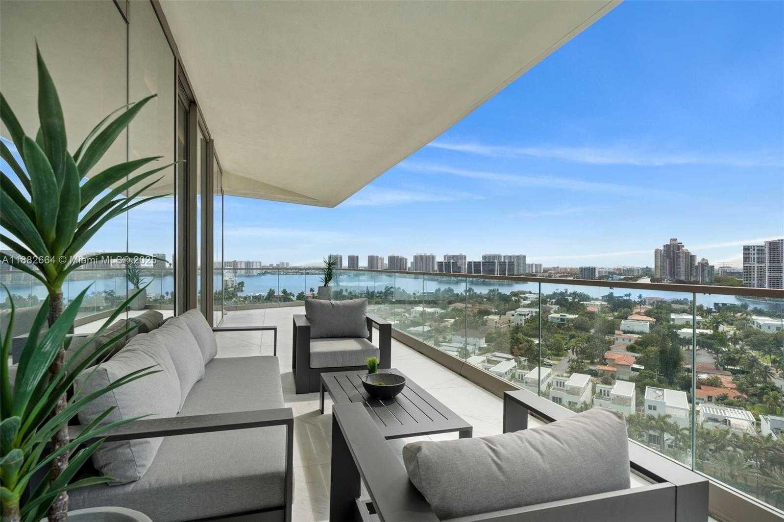 Small Image of 18975 COLLINS AVE #1205, Sunny Isles Beach Number 4