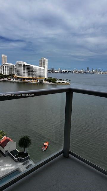 Small Image of 1155 BRICKELL BAY DR #1706, Miami Number 18