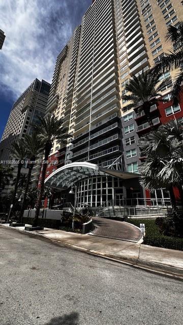 Small Image of 1155 BRICKELL BAY DR #1706, Miami Number 2