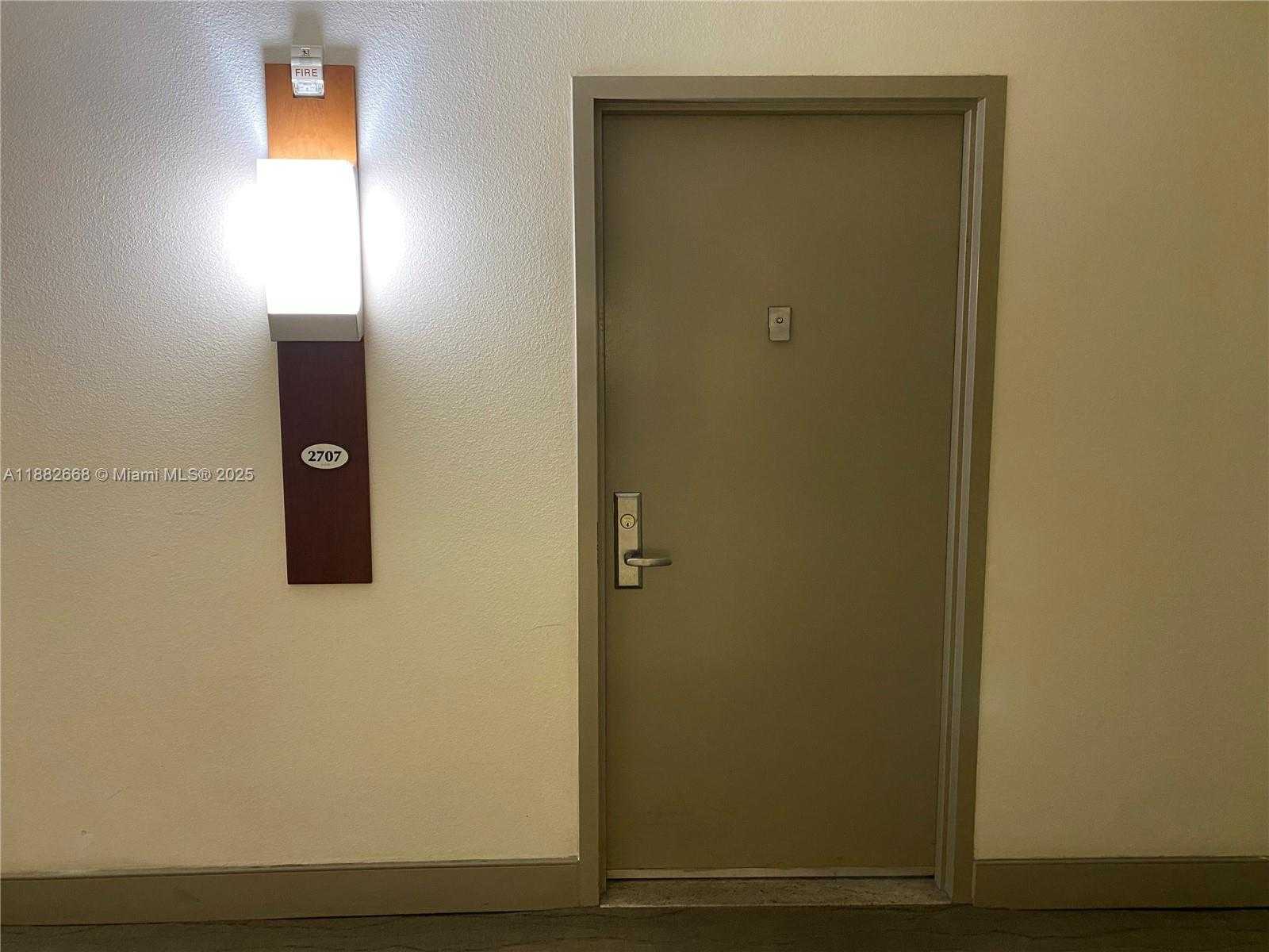 Small Image of 1750 NORTH BAYSHORE DR #2707, Miami Number 18