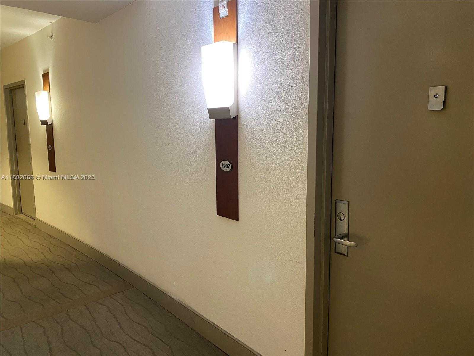 Small Image of 1750 NORTH BAYSHORE DR #2707, Miami Number 19