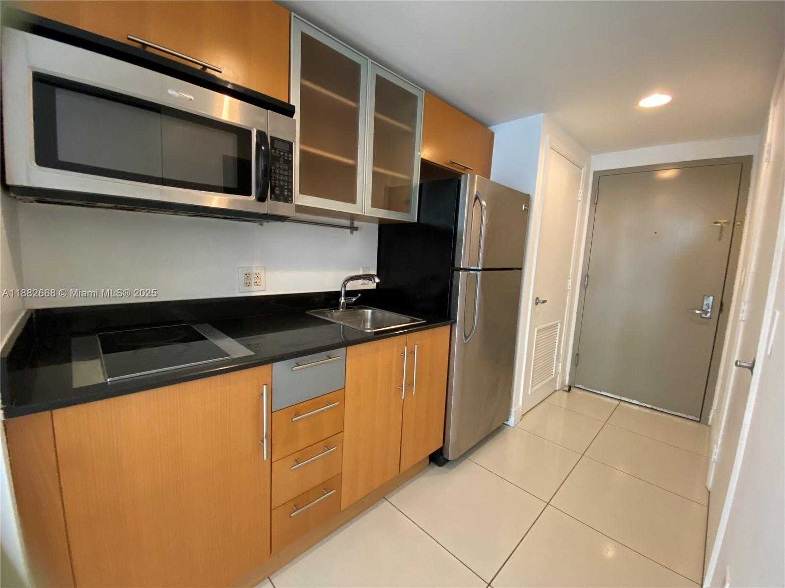 Small Image of 1750 NORTH BAYSHORE DR #2707, Miami Number 26