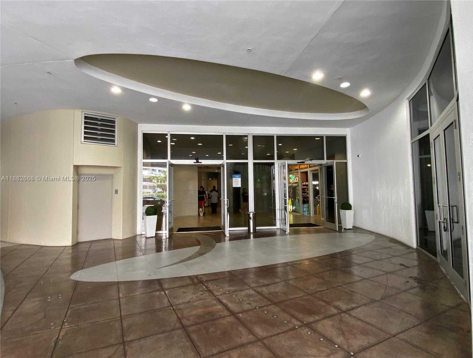 Small Image of 1750 NORTH BAYSHORE DR #2707, Miami Number 3