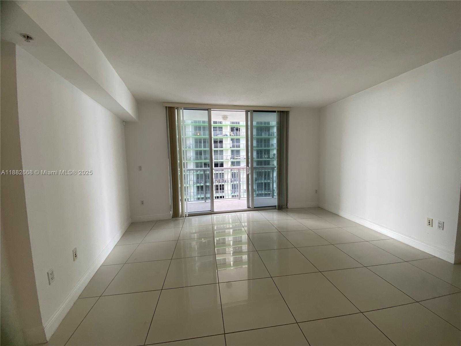 Small Image of 1750 NORTH BAYSHORE DR #2707, Miami Number 31