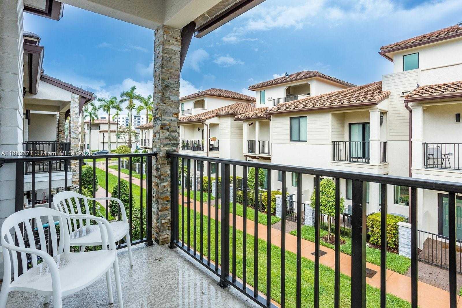 Small Image of 4665 NORTH WEST 83RD PATH, Doral Number 9