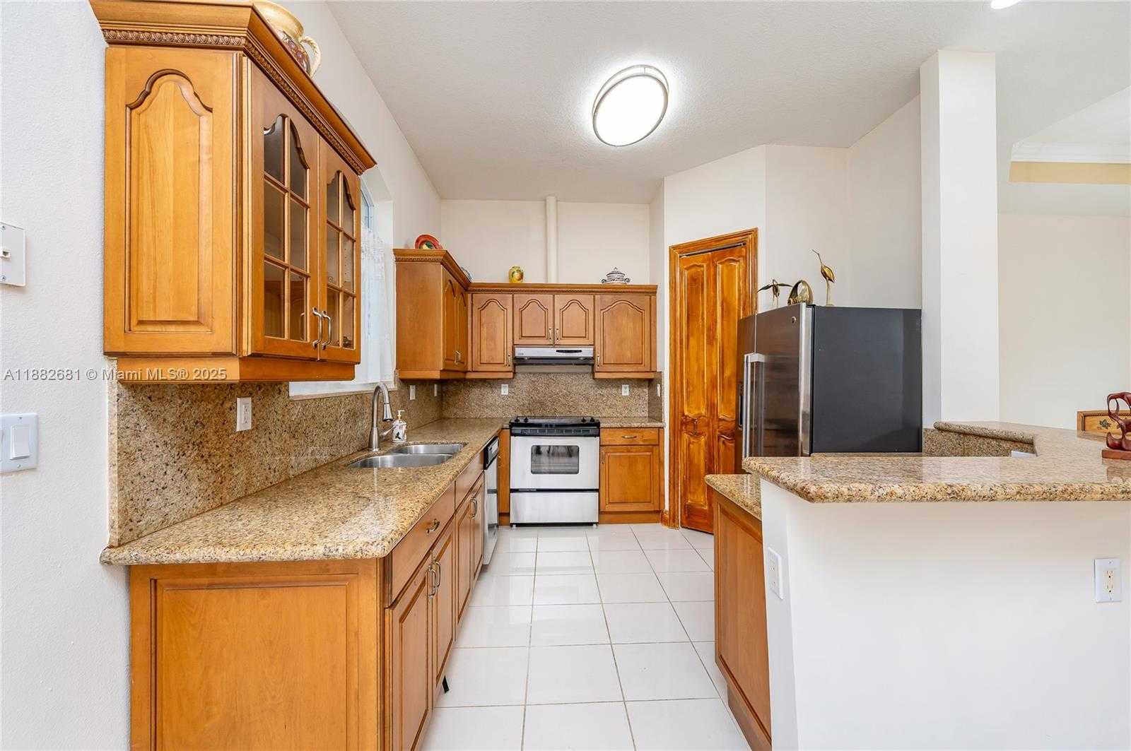 Small Image of 9981 SOUTH WEST 70TH ST, Miami Number 11