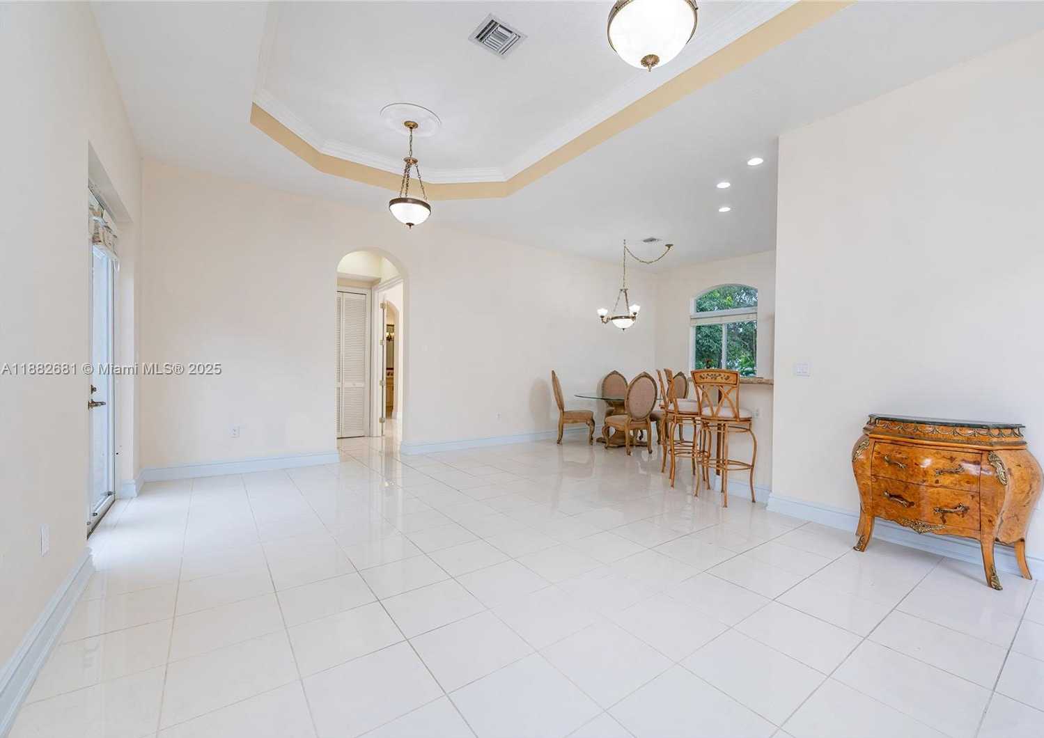 Small Image of 9981 SOUTH WEST 70TH ST, Miami Number 8
