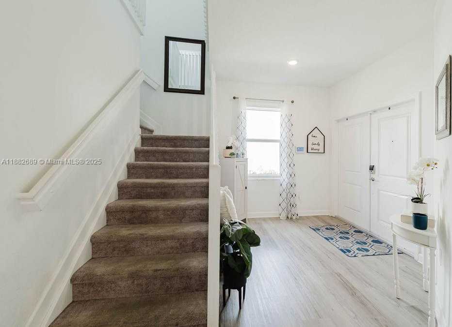 Small Image of 1400 SOUTH EAST 27TH TER, Homestead Number 7