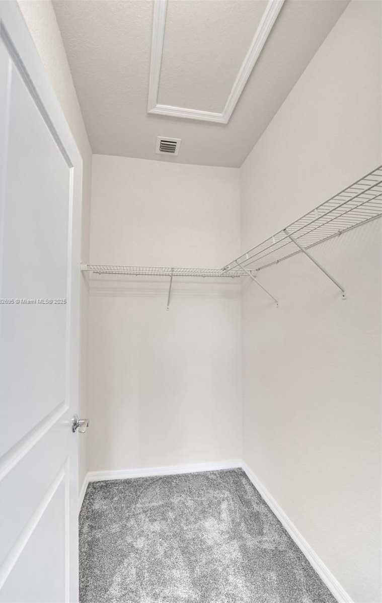 Small Image of 4764 EUCALYPTUS DR, Hollywood Number 36