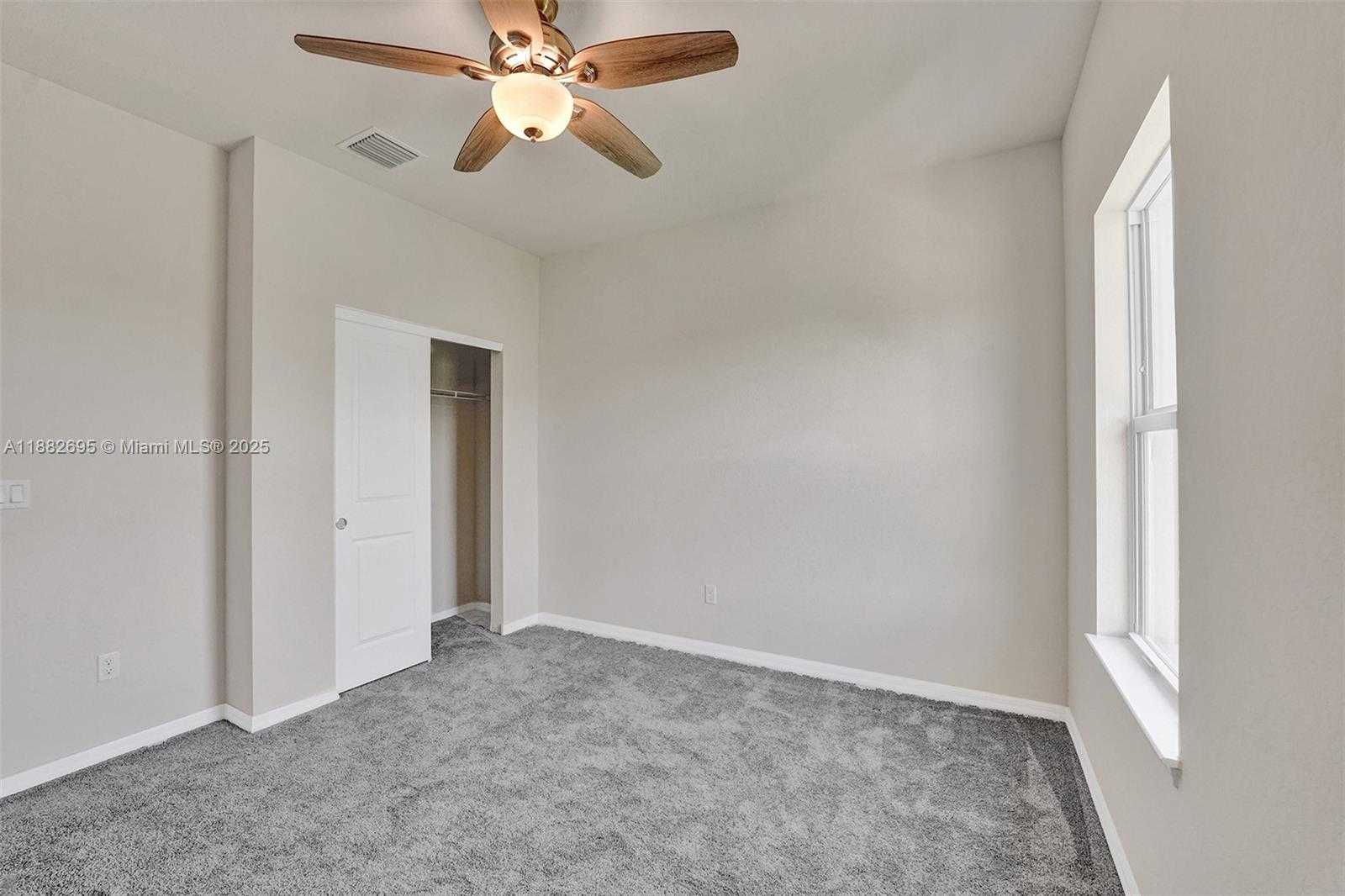 Small Image of 4764 EUCALYPTUS DR, Hollywood Number 39