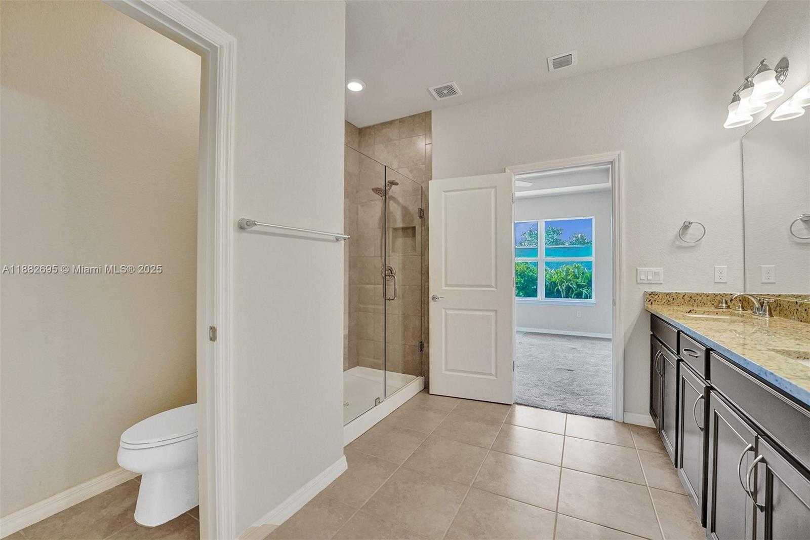 Small Image of 4764 EUCALYPTUS DR, Hollywood Number 50