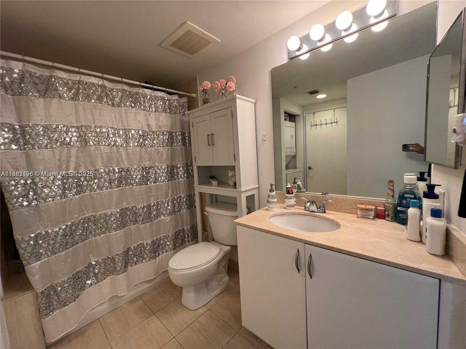 Small Image of 1750 NORTH BAYSHORE #1411, Miami Number 19