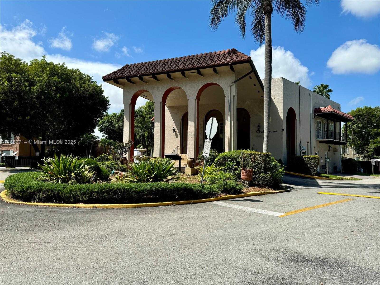 Small Image of 10768 NORTH KENDALL DR #H12, Miami Number 18