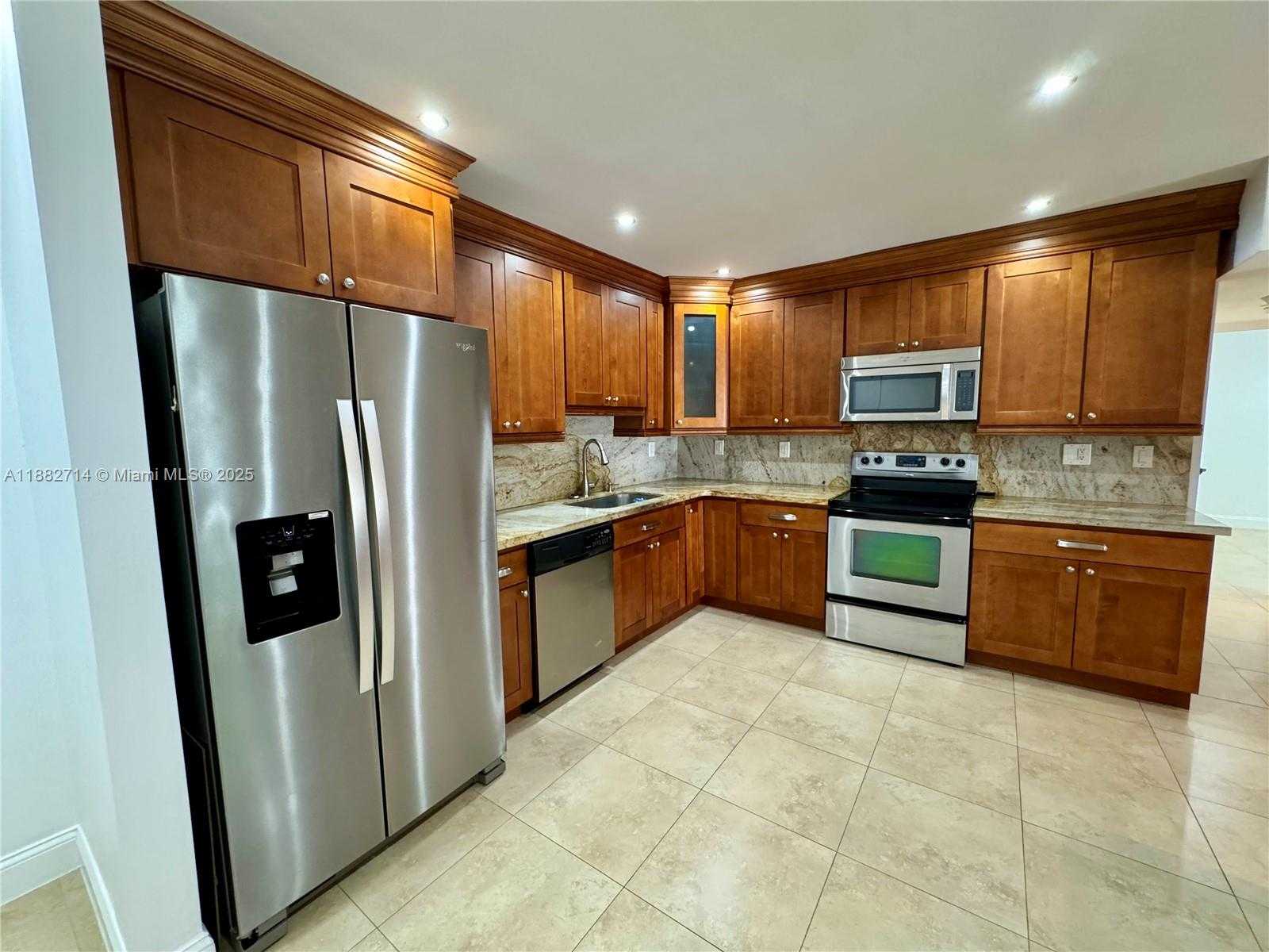 Small Image of 10768 NORTH KENDALL DR #H12, Miami Number 6
