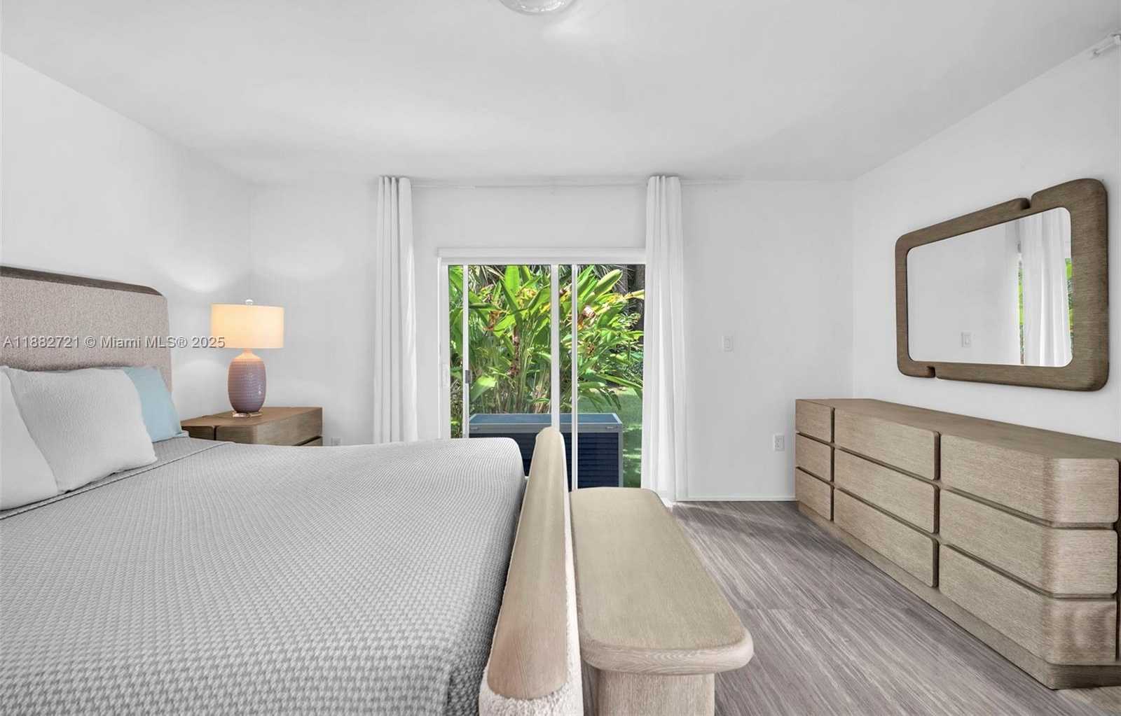Small Image of 203 RIDGEWOOD RD #203, Coral Gables Number 14