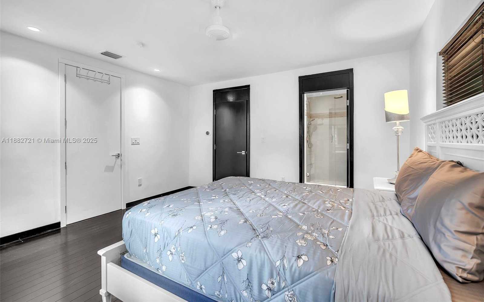 Small Image of 203 RIDGEWOOD RD #203, Coral Gables Number 20