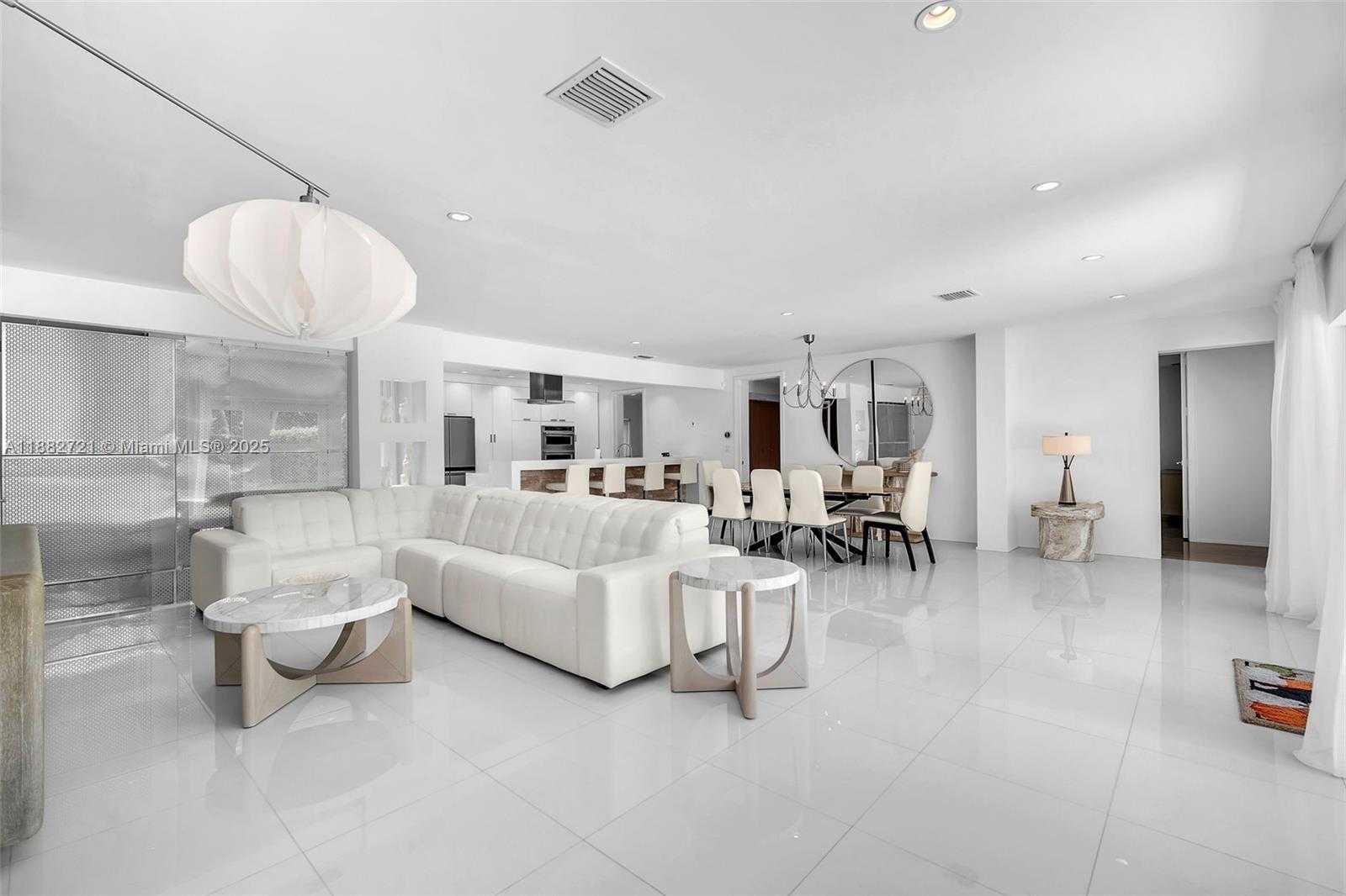 Small Image of 203 RIDGEWOOD RD #203, Coral Gables Number 22