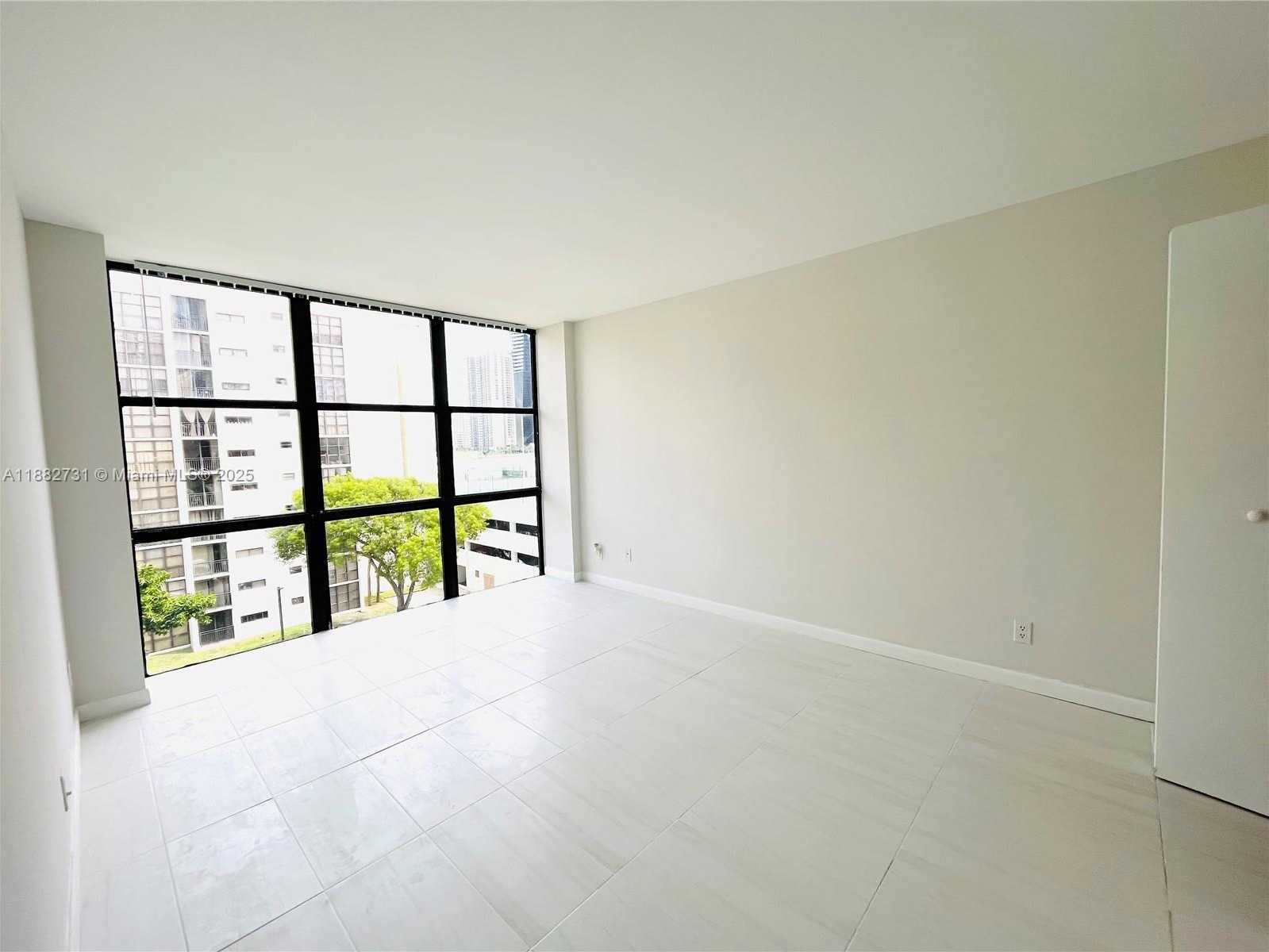 Small Image of 16909 NORTH BAY RD #607, Sunny Isles Beach Number 12