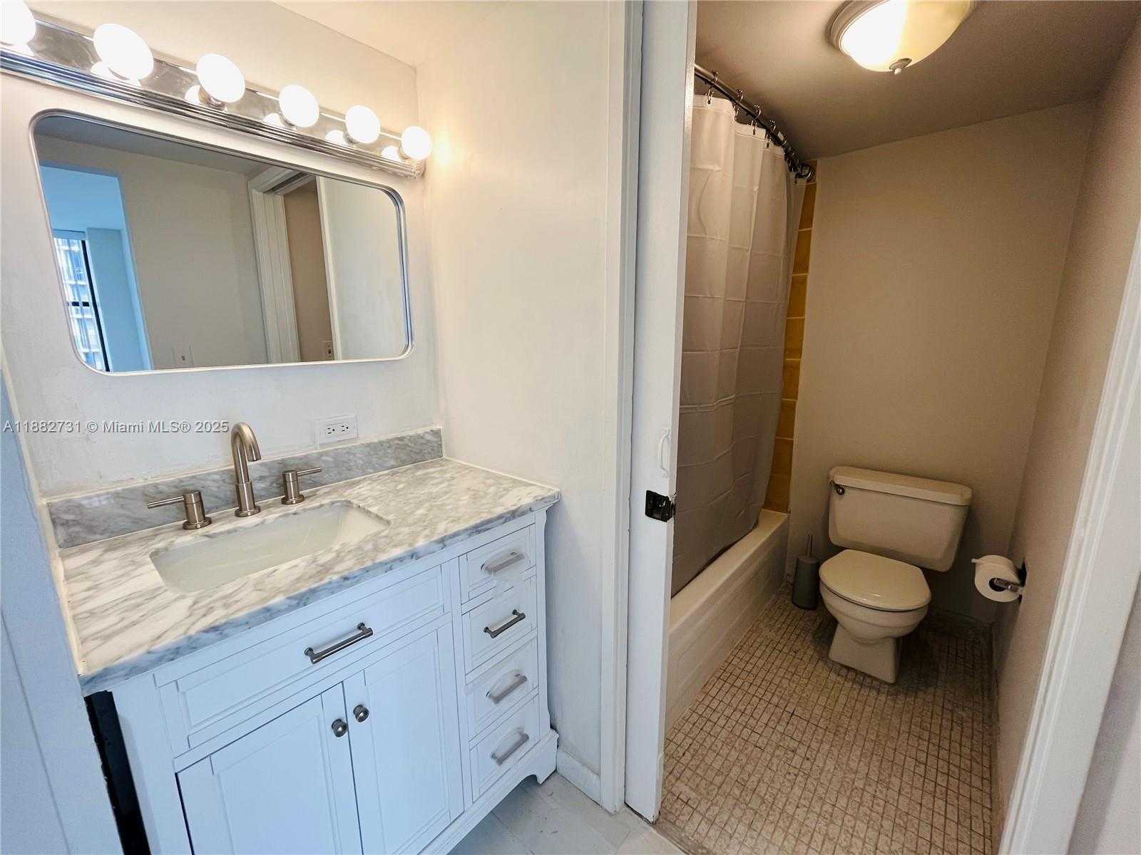 Small Image of 16909 NORTH BAY RD #607, Sunny Isles Beach Number 15