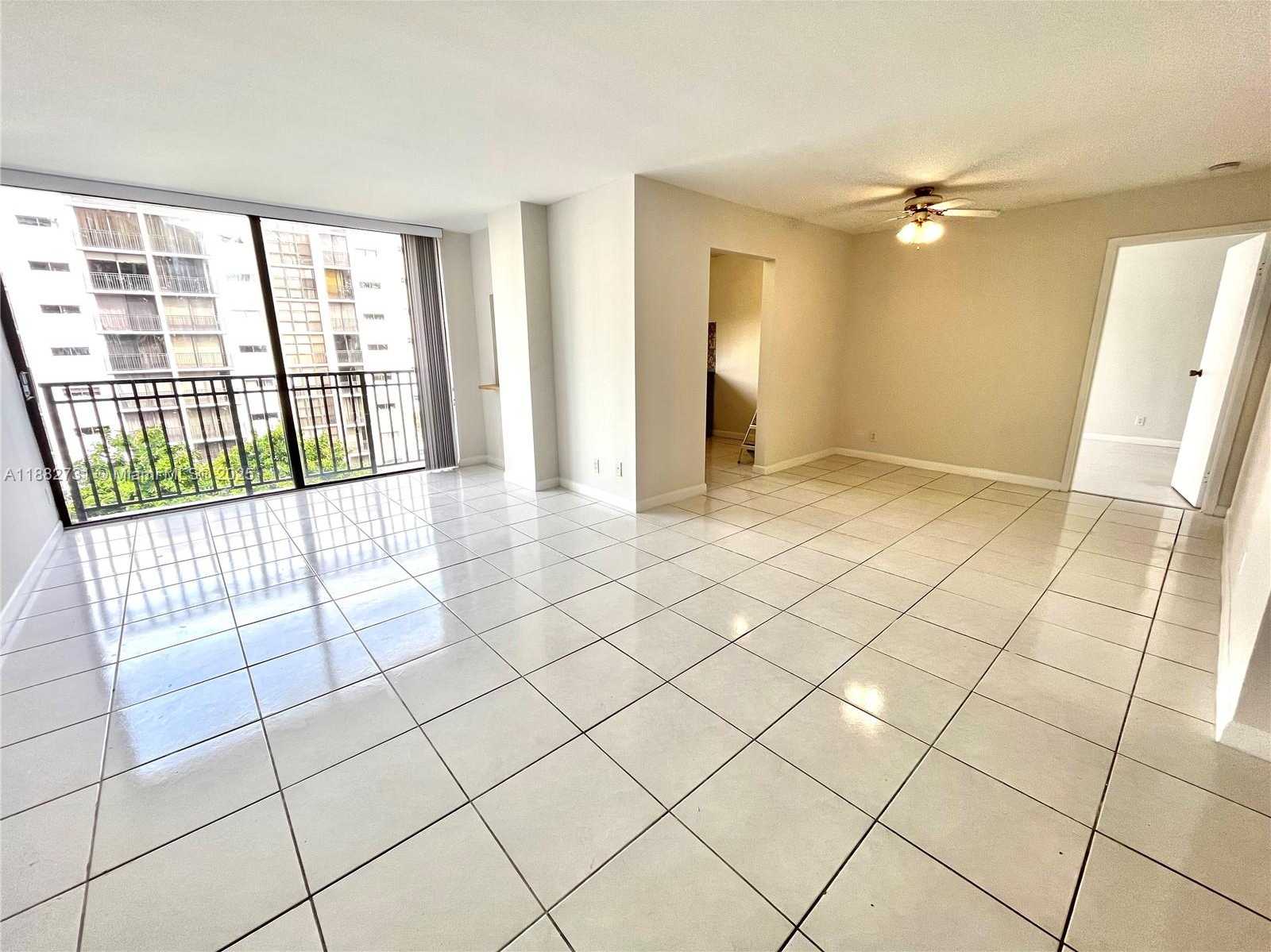 Small Image of 16909 NORTH BAY RD #607, Sunny Isles Beach Number 2