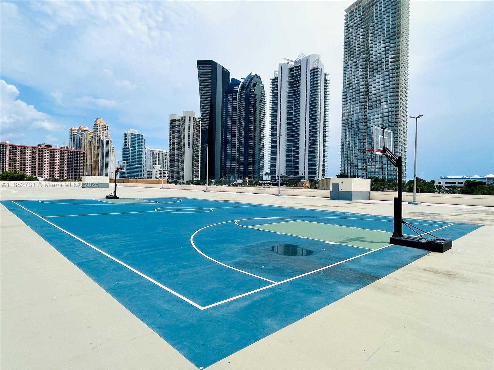 Small Image of 16909 NORTH BAY RD #607, Sunny Isles Beach Number 23