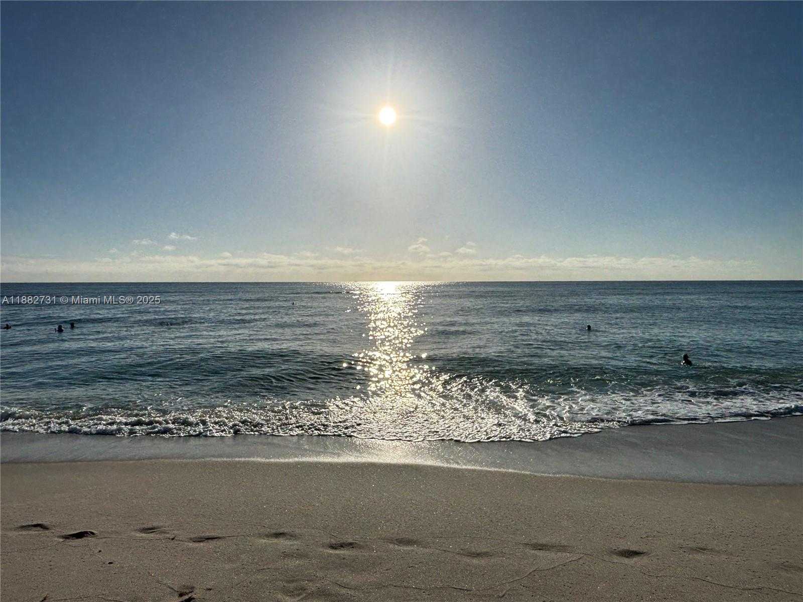 Small Image of 16909 NORTH BAY RD #607, Sunny Isles Beach Number 34