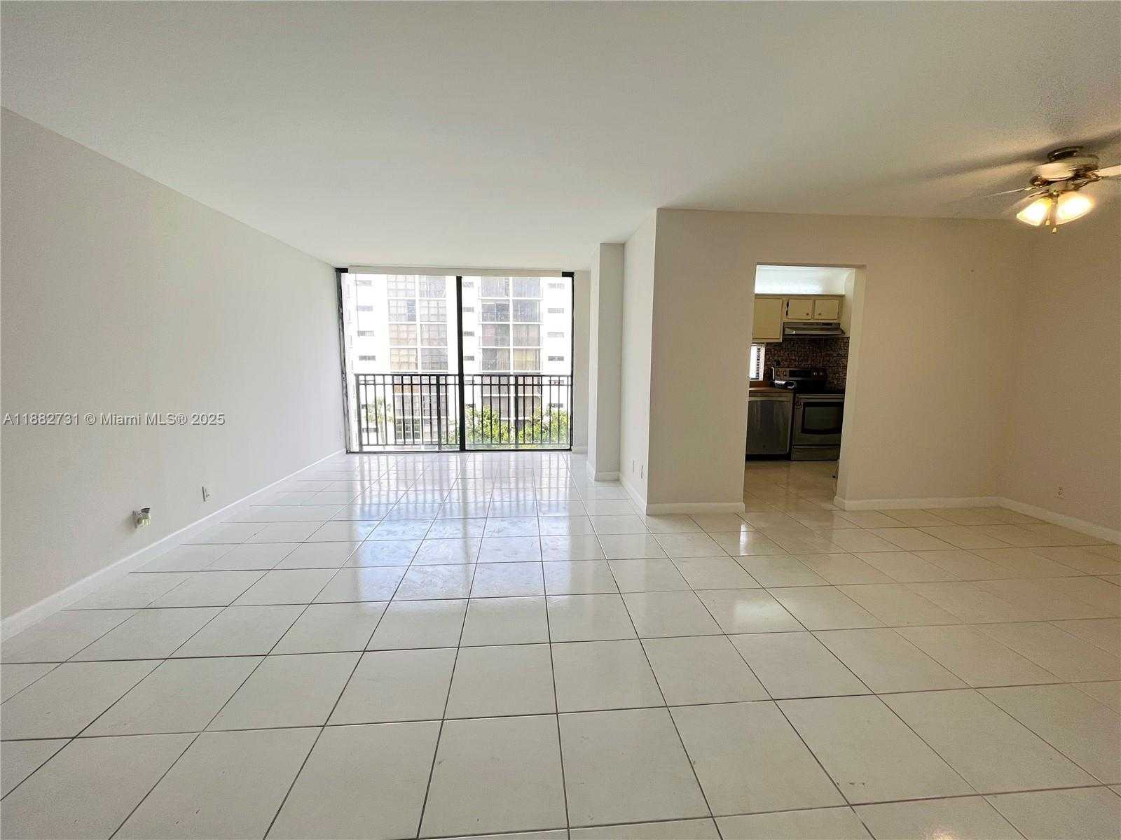 Small Image of 16909 NORTH BAY RD #607, Sunny Isles Beach Number 6