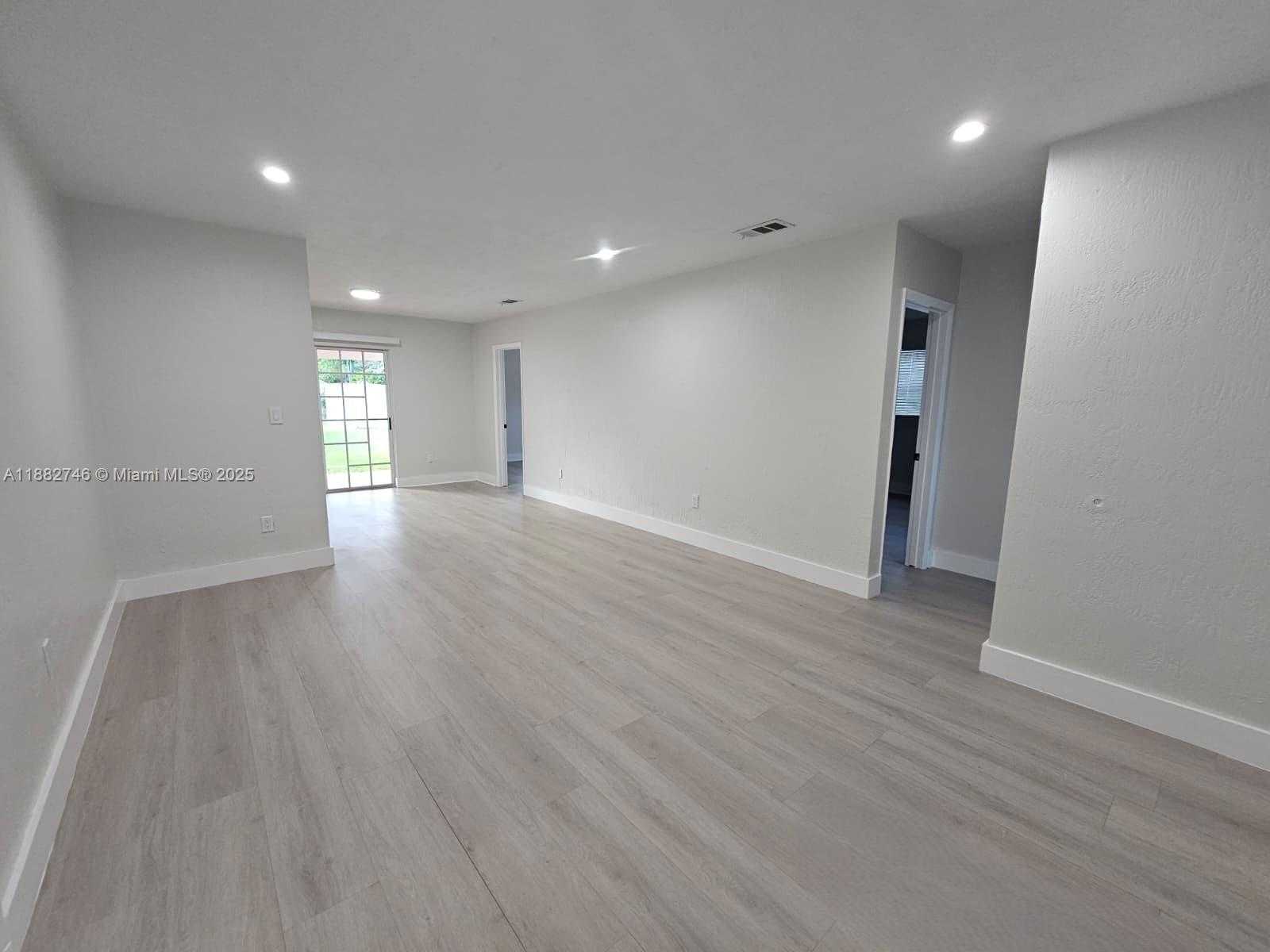 Small Image of 3130 SOUTH WEST 65TH AVE, Miami Number 3