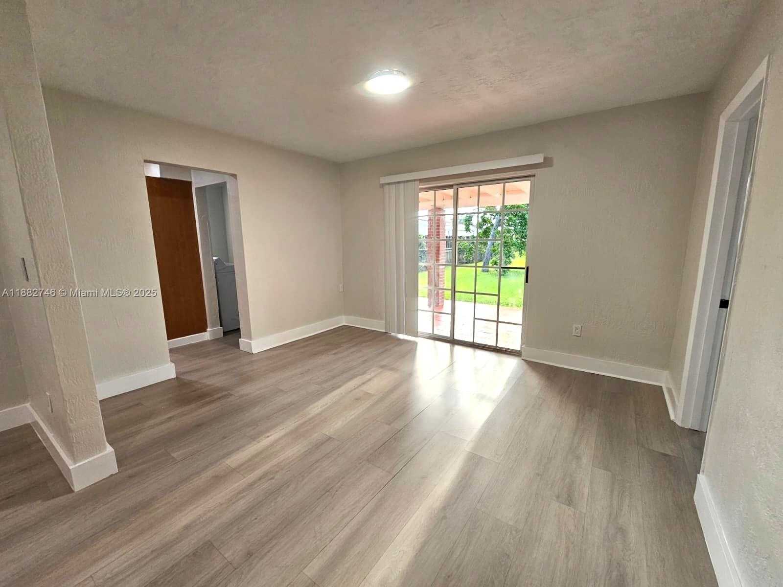 Small Image of 3130 SOUTH WEST 65TH AVE, Miami Number 5