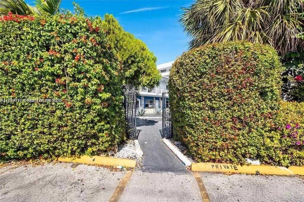 Small Image of Miami Beach Number 13