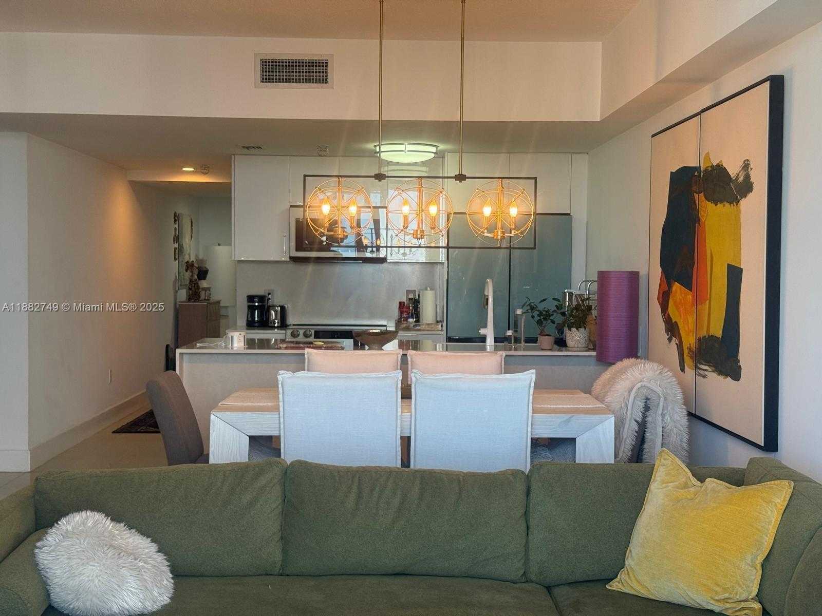 Small Image of 185 SOUTH WEST 7TH ST #3803, Miami Number 10