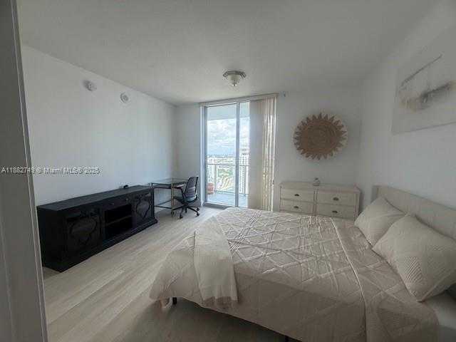 Small Image of 185 SOUTH WEST 7TH ST #3803, Miami Number 5