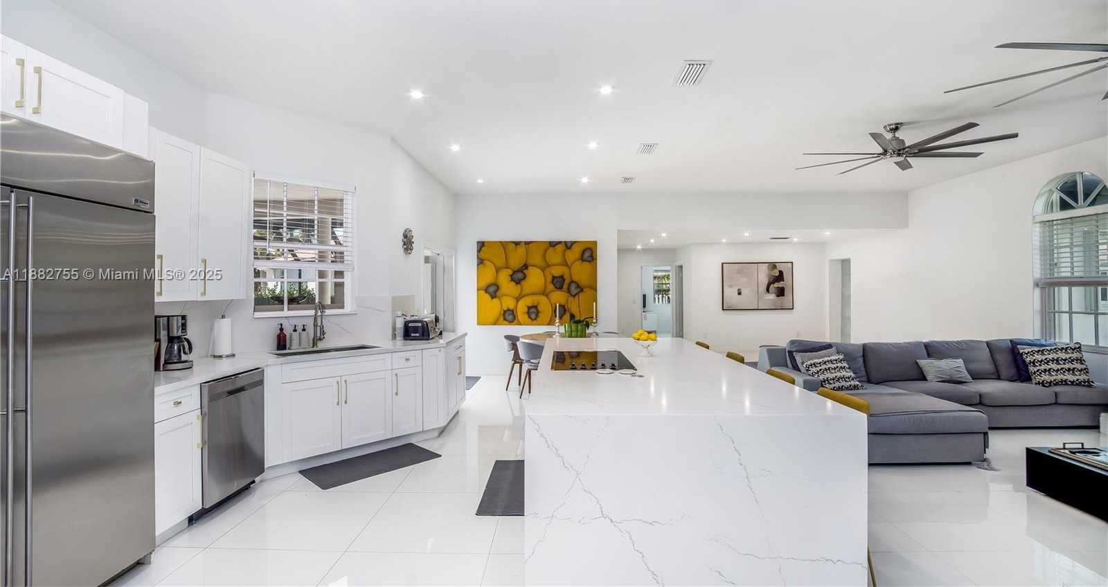 Small Image of 17750 SOUTH WEST 80TH CT, Palmetto Bay Number 9