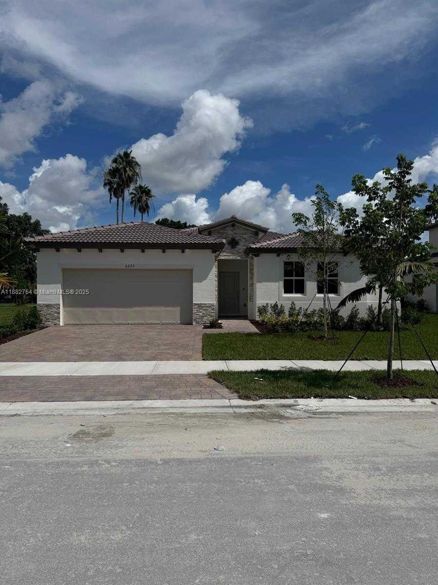 Small Image of 2225 SOUTH EAST 30TH ST #2225, Homestead Number 2
