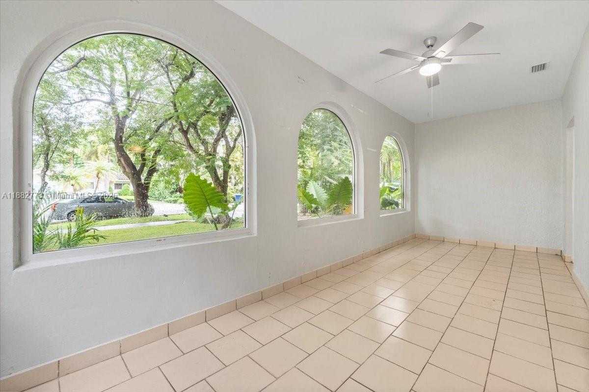 Small Image of 34 SOUTH WEST 18TH RD, Miami Number 10