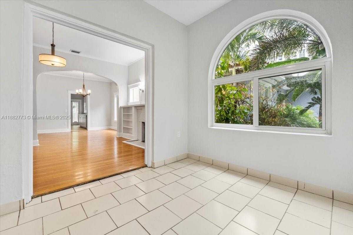 Small Image of 34 SOUTH WEST 18TH RD, Miami Number 12