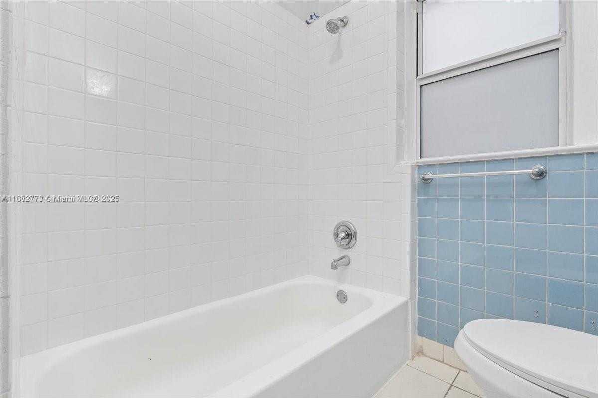 Small Image of 34 SOUTH WEST 18TH RD, Miami Number 21