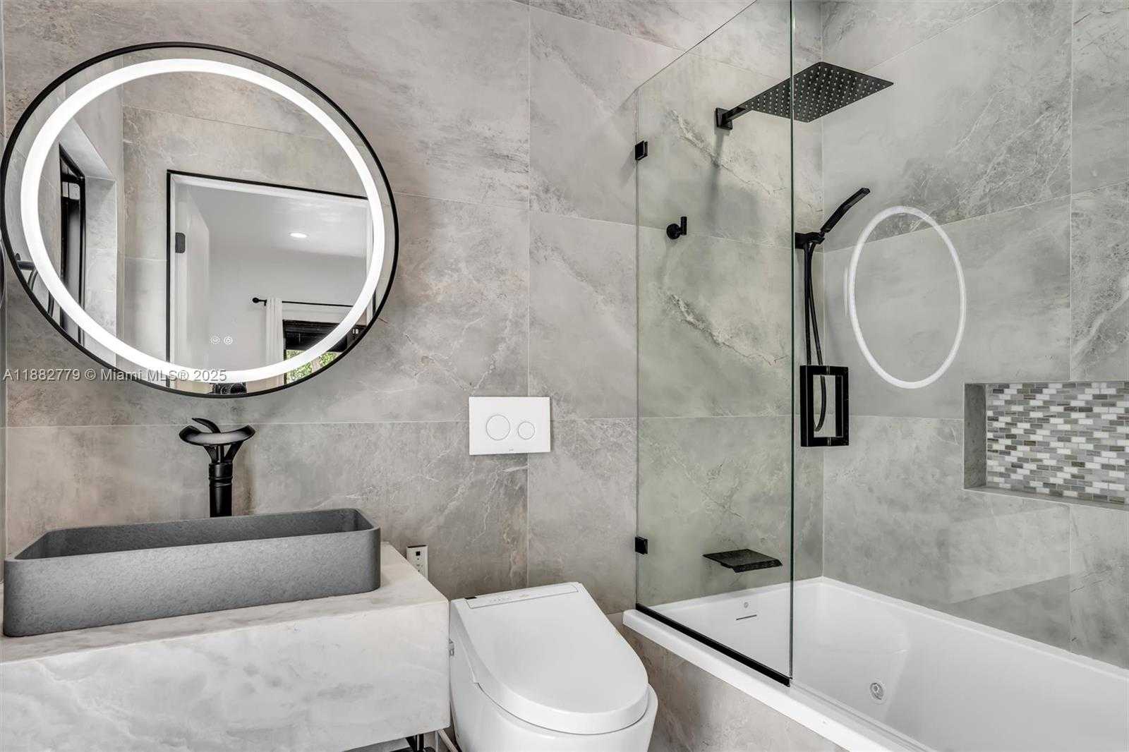 Small Image of 2484 SOUTH WEST 25TH ST, Miami Number 33