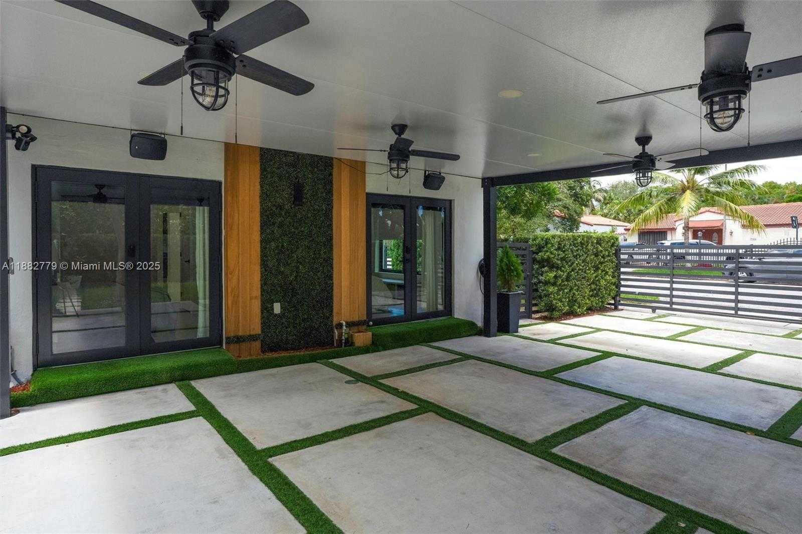 Small Image of 2484 SOUTH WEST 25TH ST, Miami Number 45