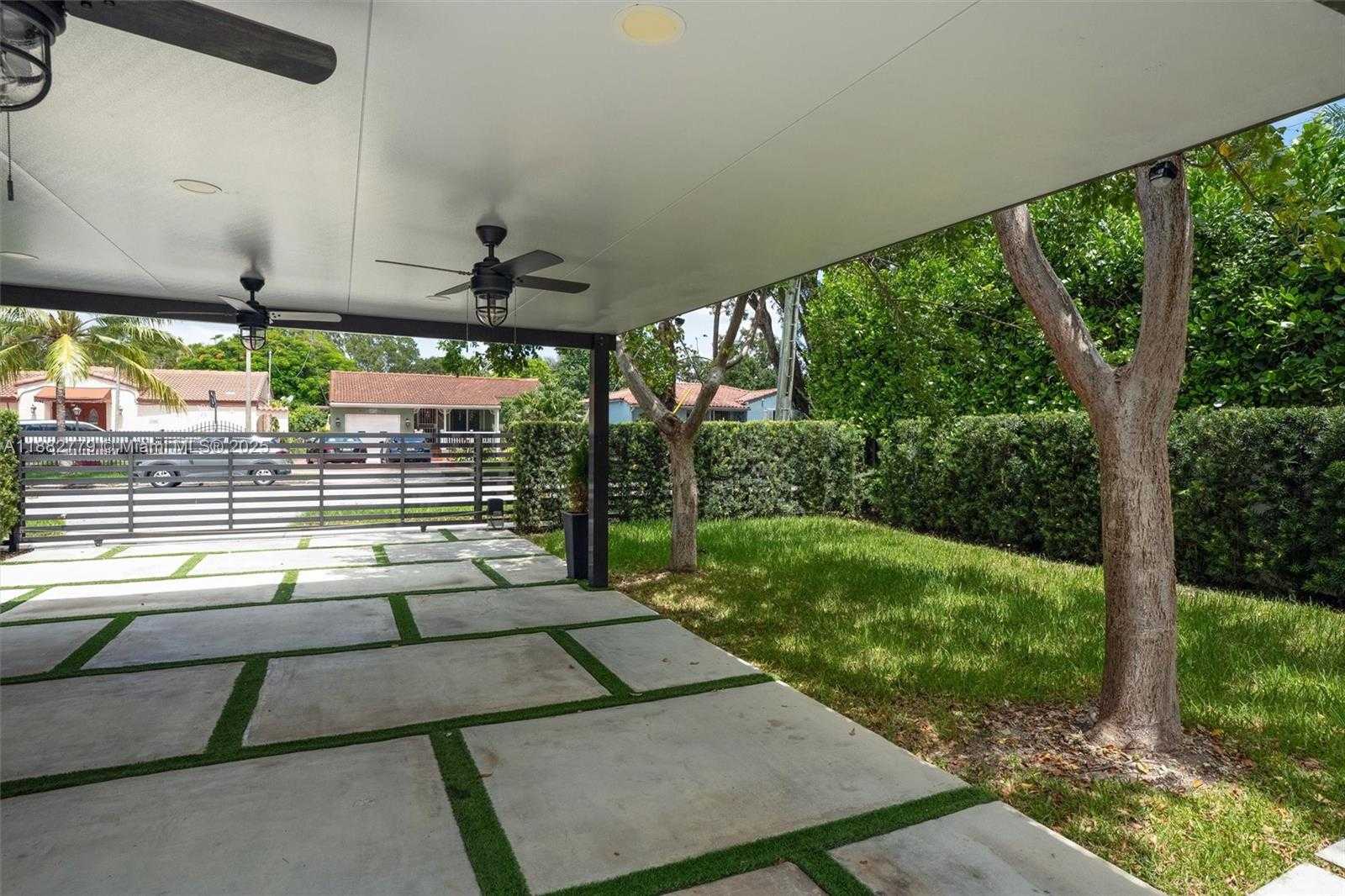 Small Image of 2484 SOUTH WEST 25TH ST, Miami Number 46