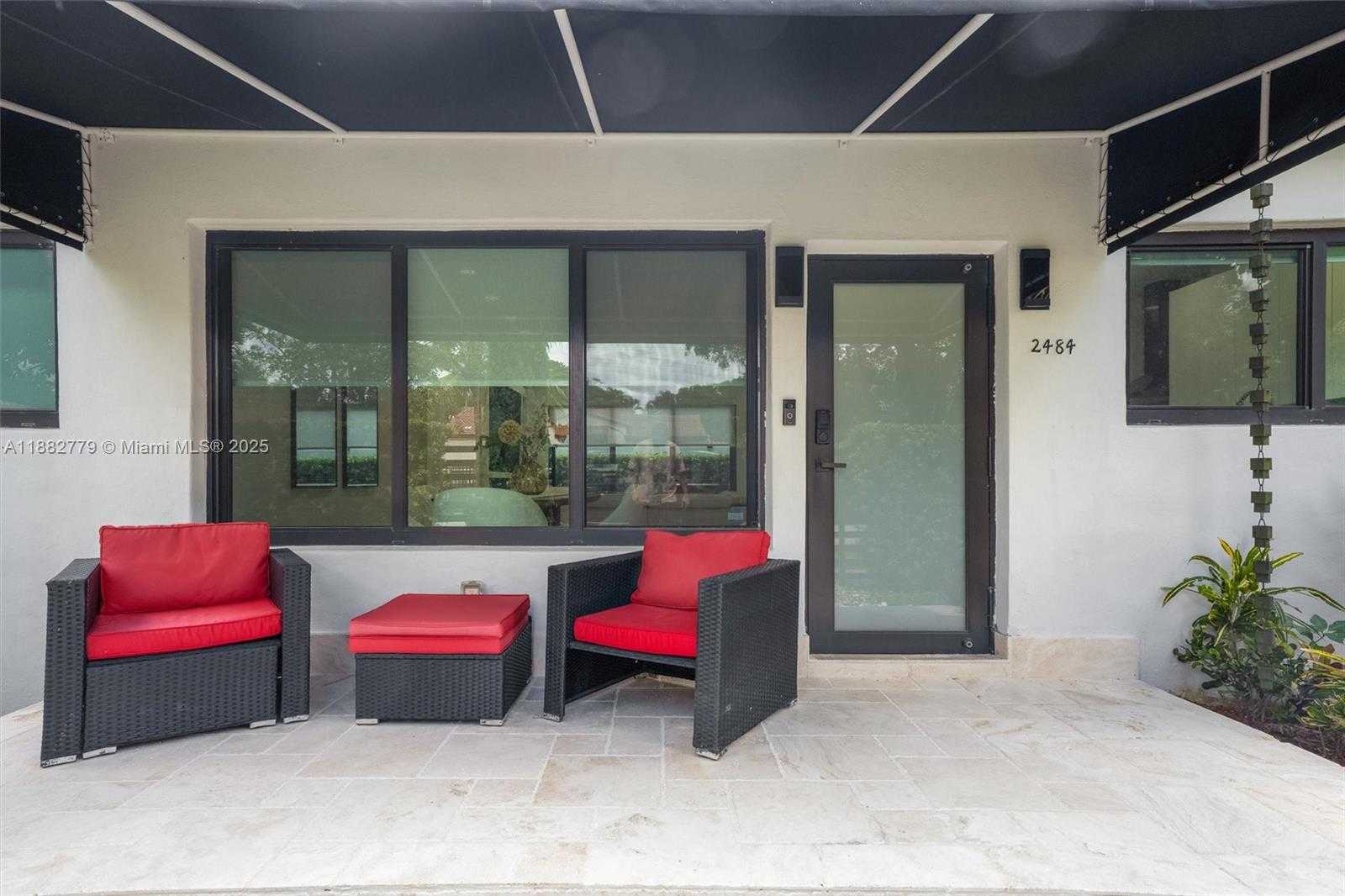 Small Image of 2484 SOUTH WEST 25TH ST, Miami Number 48