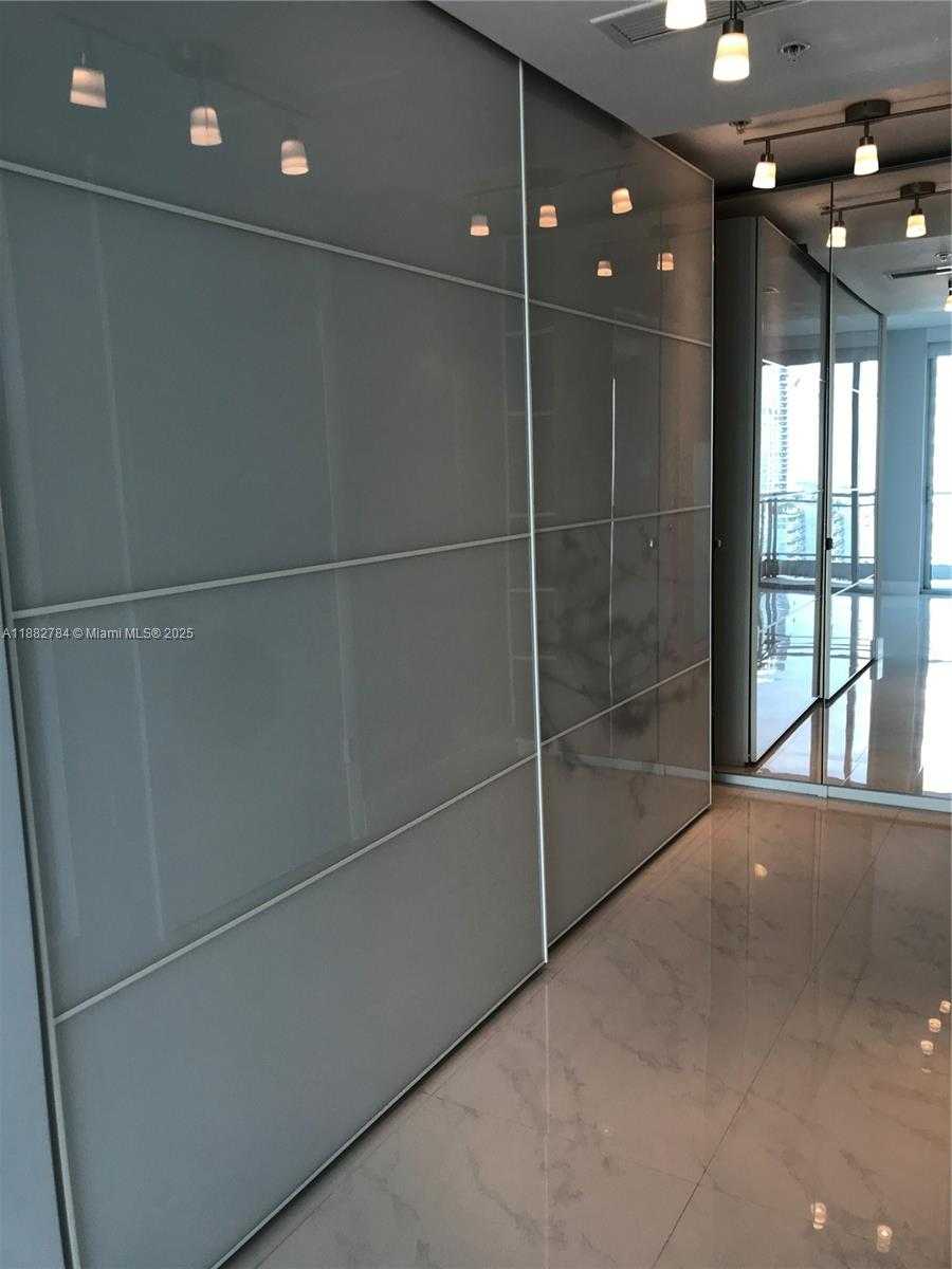 Small Image of 92 SOUTH WEST 3RD ST #2512, Miami Number 18