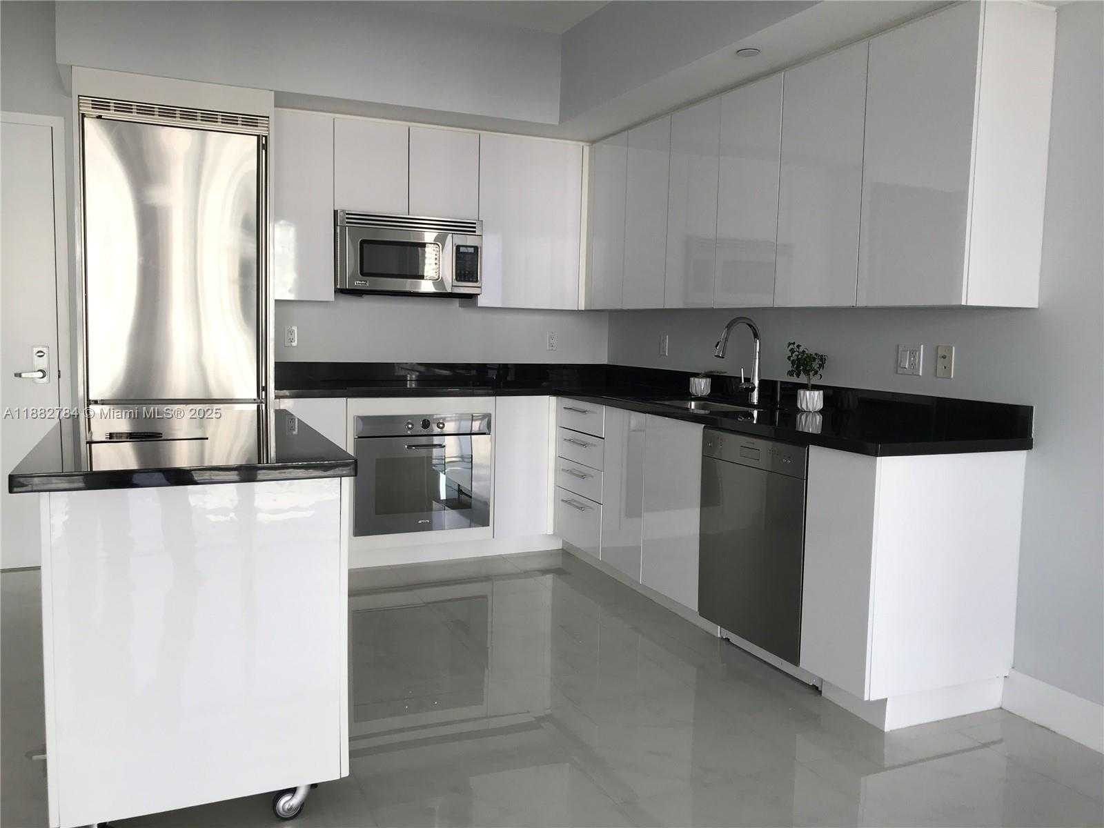 Small Image of 92 SOUTH WEST 3RD ST #2512, Miami Number 2